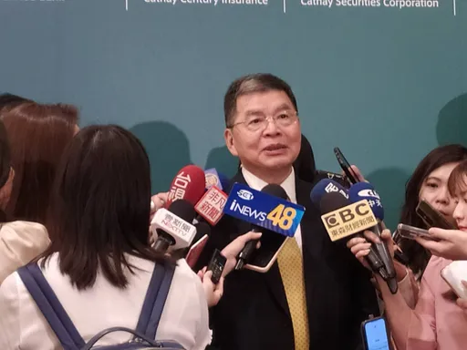 AI用電量遽增卻未納淨零路徑 國泰金總座籲電力及綠電須符合這2點