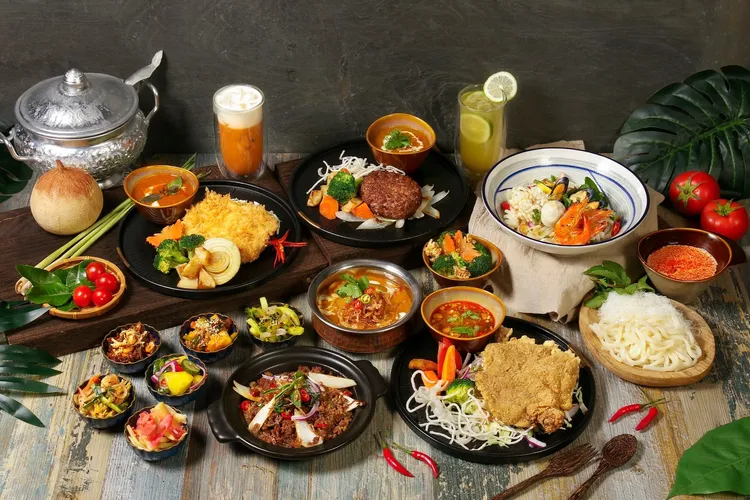 期間於指定餐廳消費滿額，就送整瓶橄欖精油洗髮沐浴凝露。花園大酒店提供