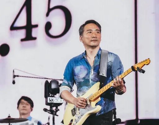 五月天石頭身體出狀況 演出喊卡病況曝光