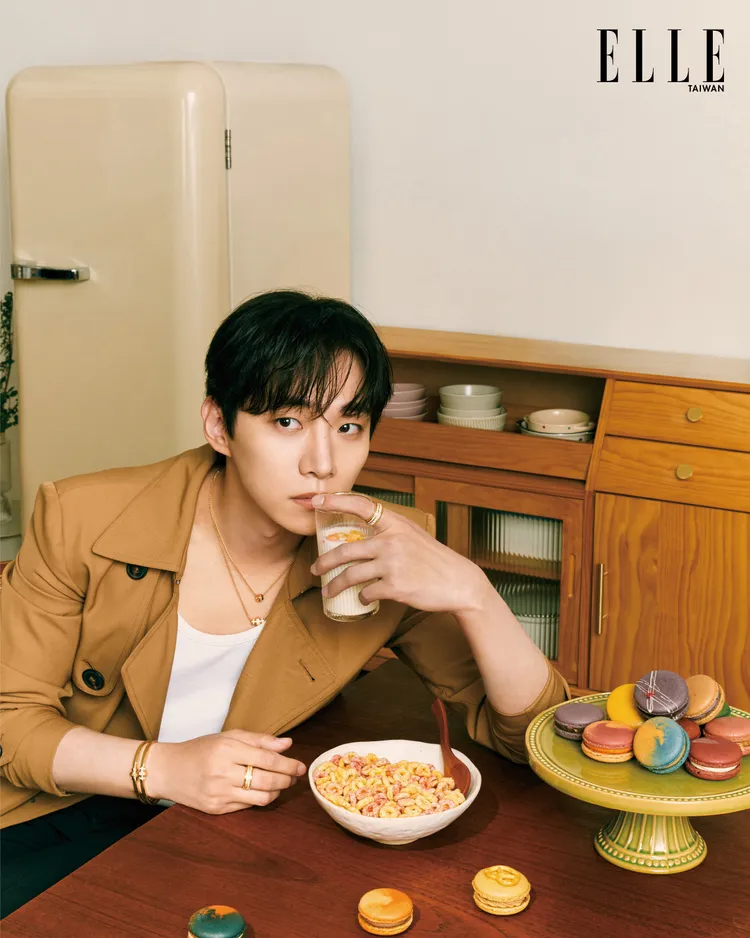 李俊昊拍攝《ELLE》封面。《ELLE》國際中文版提供