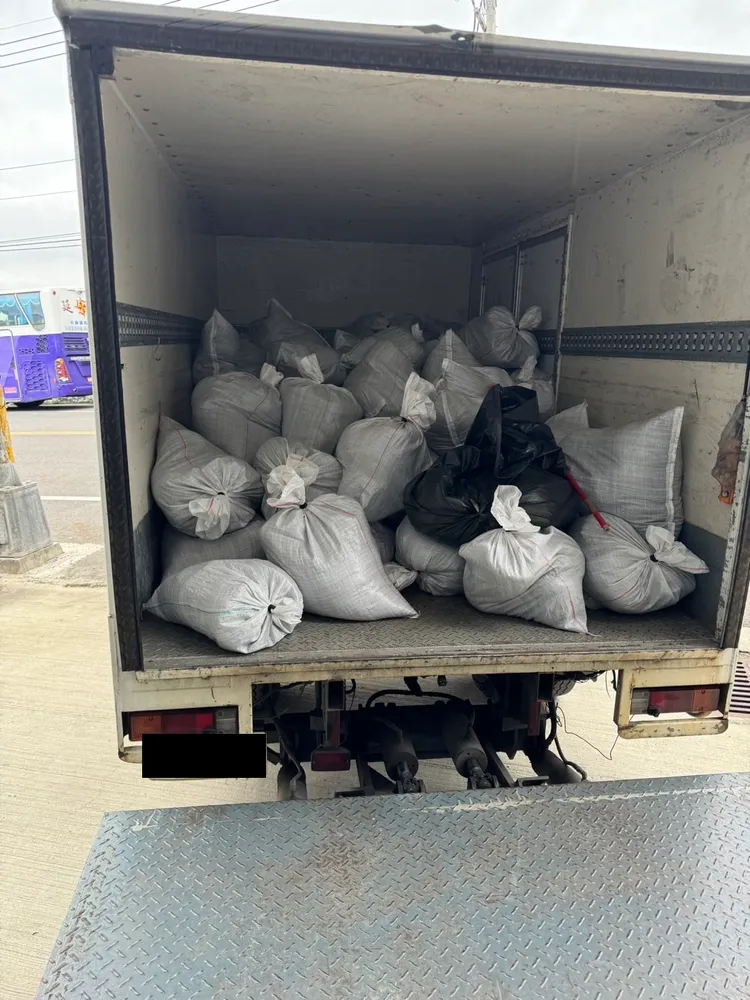 嫌犯用貨車運送大麻。警方提供