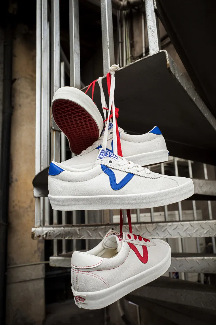 Vans Sport Low，各2080元。品牌提供