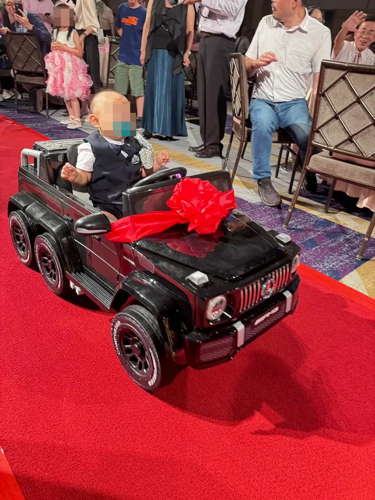 廖先翔剛滿週歲的兒子。翻攝自江怡臻臉書