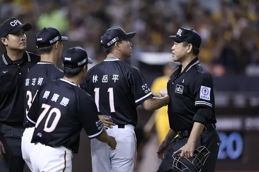 大巨蛋會「吃球」!白色椅子終惹禍 讓統一獅教頭爆氣衝進場內