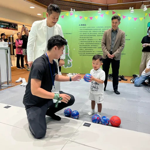 今夏最強親子活動！《小小選手沉浸式運動體驗展》火熱開展！