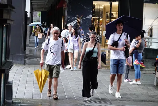 凯米台风威力「一点点」减弱 全台雨量冠军「在这」!中南部仍防豪大雨