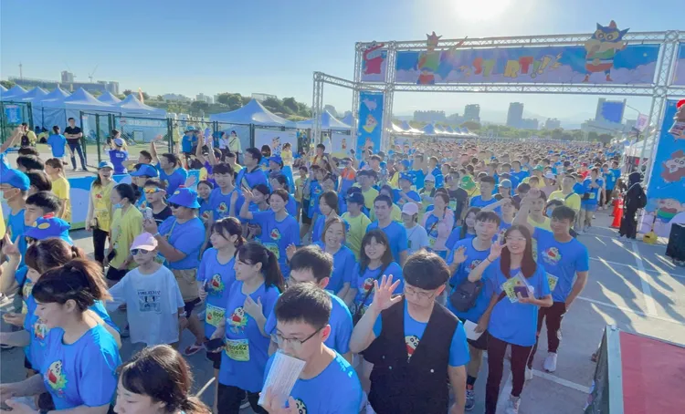 「 蠟筆小新 FUN RUN」路跑，吸引逾10,000名親子家庭與跑友集結。台中市府提供
