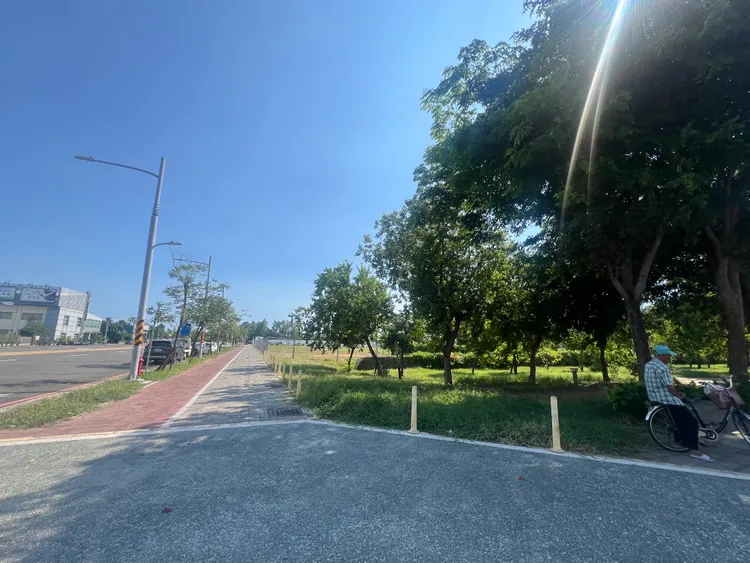 華友聯插旗205兵工廠，將推主力30-50坪宅，但有少部分2房。葉家銘攝