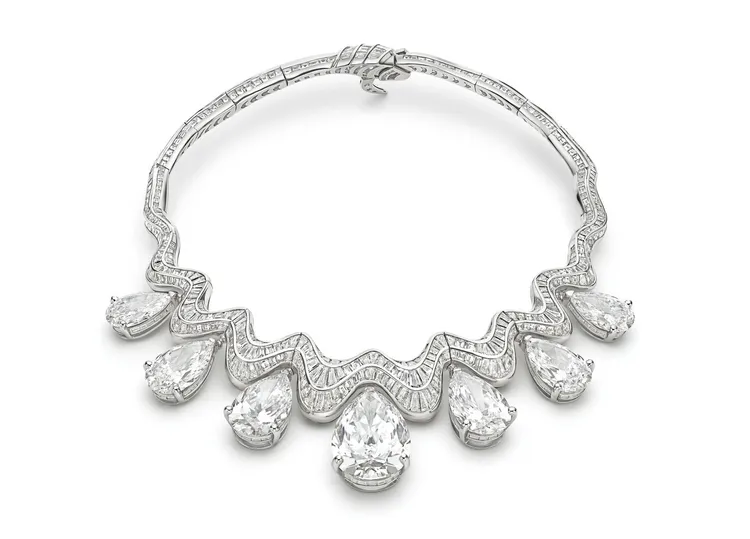 寶格麗Serpenti系列Aeterna靈蛇永恆頂級鑽石項鍊。品牌提供