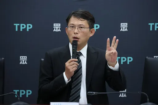 民眾黨團邀賴清德國情報告  黃國昌:7/12排議程要求院會處理