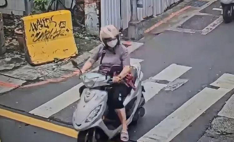 女騎士有注意到左方來車，但卻直行停路中遭撞。警方提供