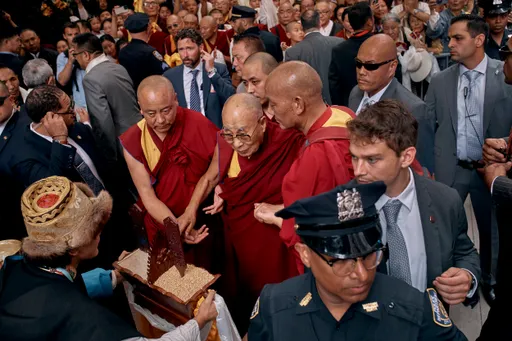 達賴喇嘛迎來89歲生日 自曝動膝關節手術駁健康不佳傳言