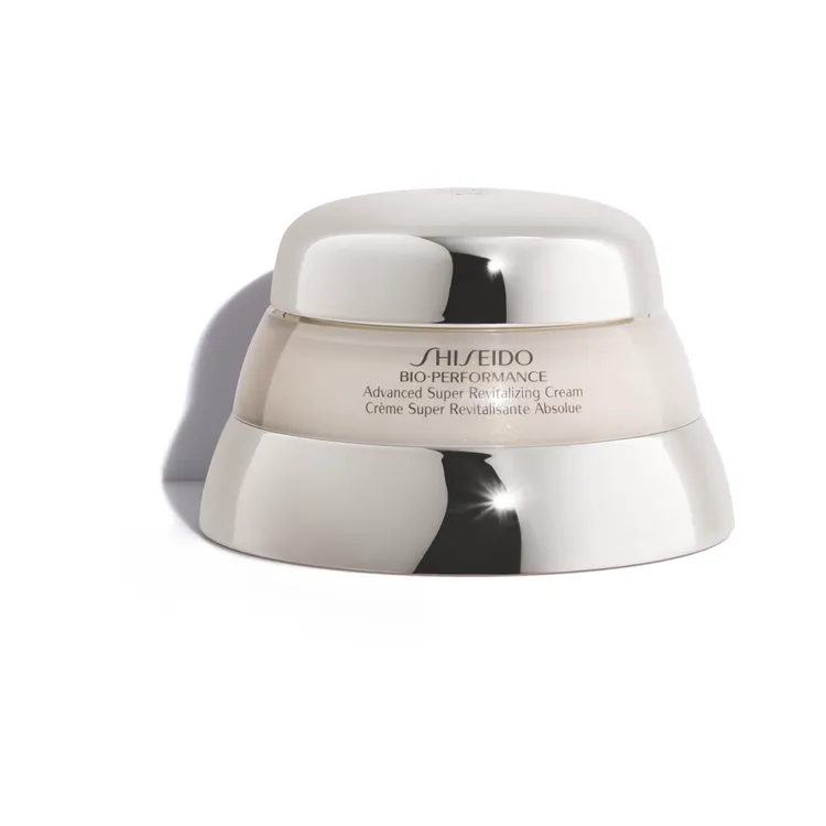 資生堂百優精純乳霜，50ml／2800元、75ml／3600元。品牌提供