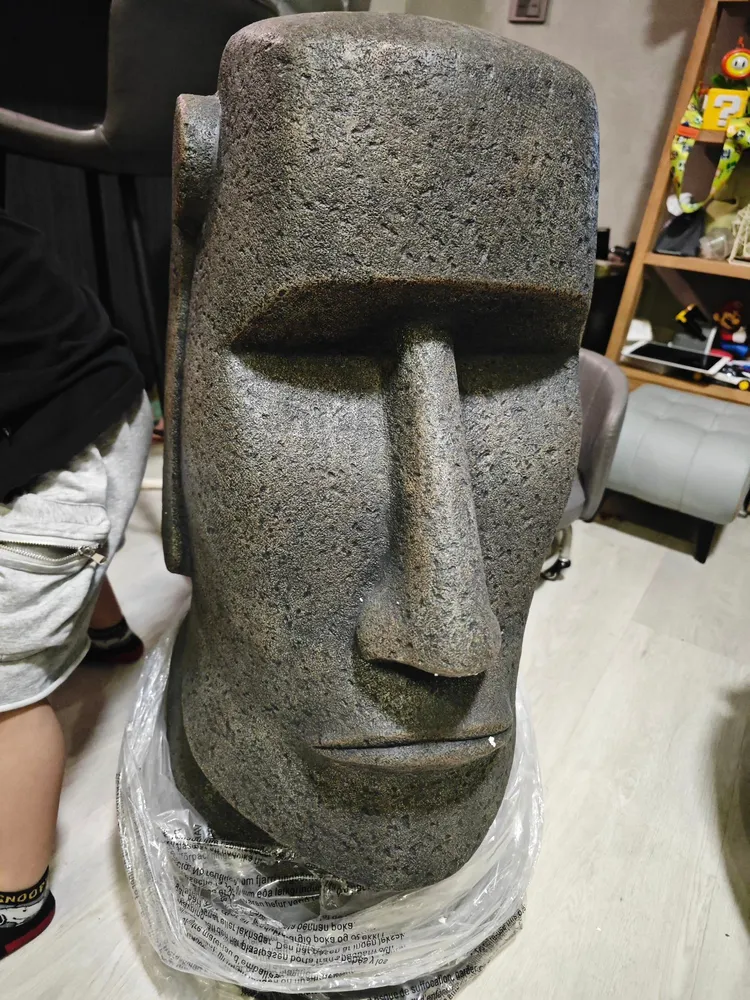 網友分享好市多摩艾石像大降價。翻攝「Costco好市多 商品經驗老實說」臉書