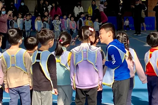 幼兒園孩子口中哼著一串數字 傻眼!「家中祕密」全公開