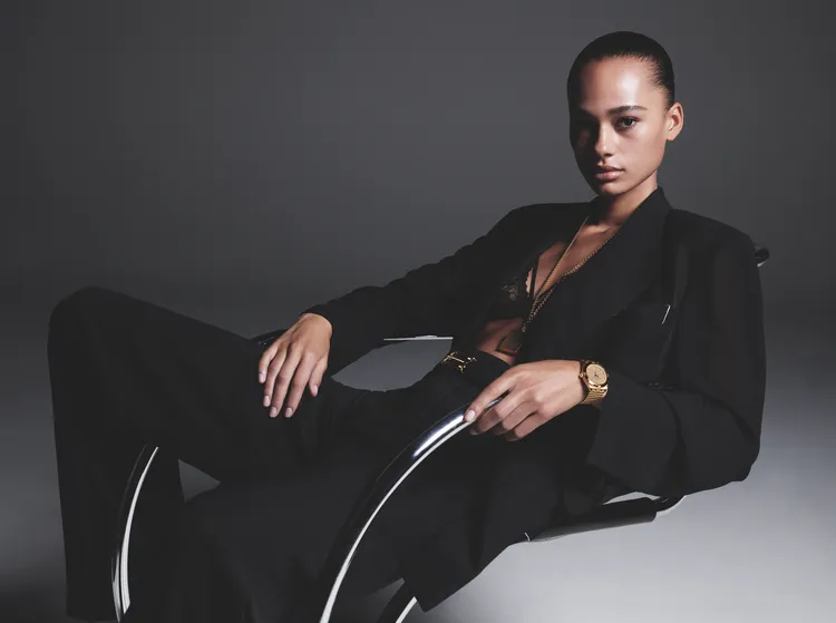 新銳女星Annemary Aderibigbe曾為百年靈與貝嫂拍攝聯名錶款拍攝形象照。品牌提供