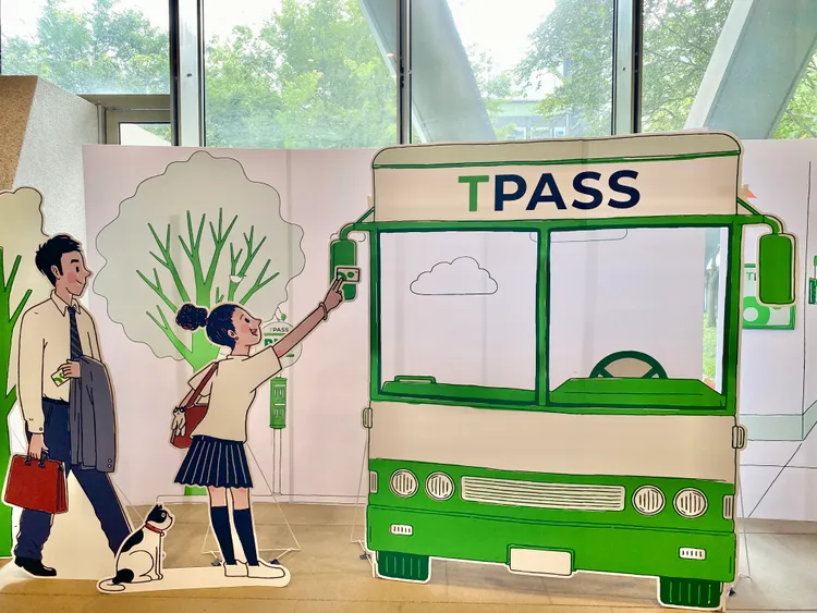 目前TPASS月票平均每月加值64.1萬人次。莊偉祺攝