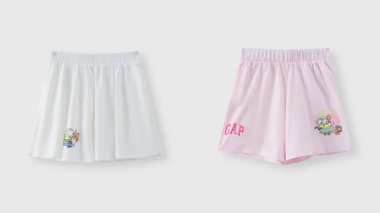 Gapx小小兵女裝印花鬆緊短裙（左）、印花鬆緊短褲（右），各999元。品牌提供
