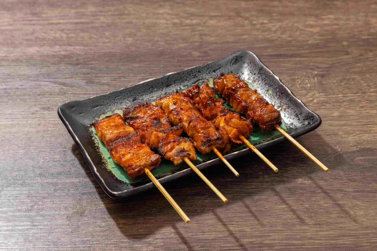 豬肉串燒五支組合套餐-醬味。業者提供