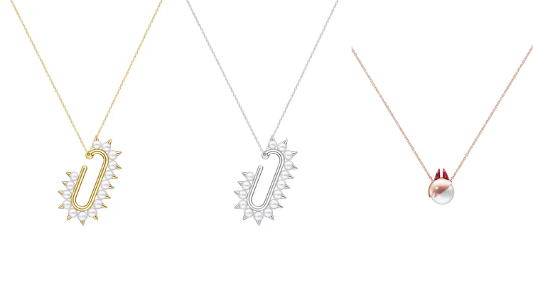 TASAKI x 藤本樹《鏈鋸人》18K黃金&阿古屋珍珠墜鍊&耳骨夾（左），11萬3000元；銀&阿古屋珍珠墜鍊&耳骨夾（中），5萬元；18K櫻花金&淡水珍珠帕瓦墜鍊（右），8萬7500元。品牌提供