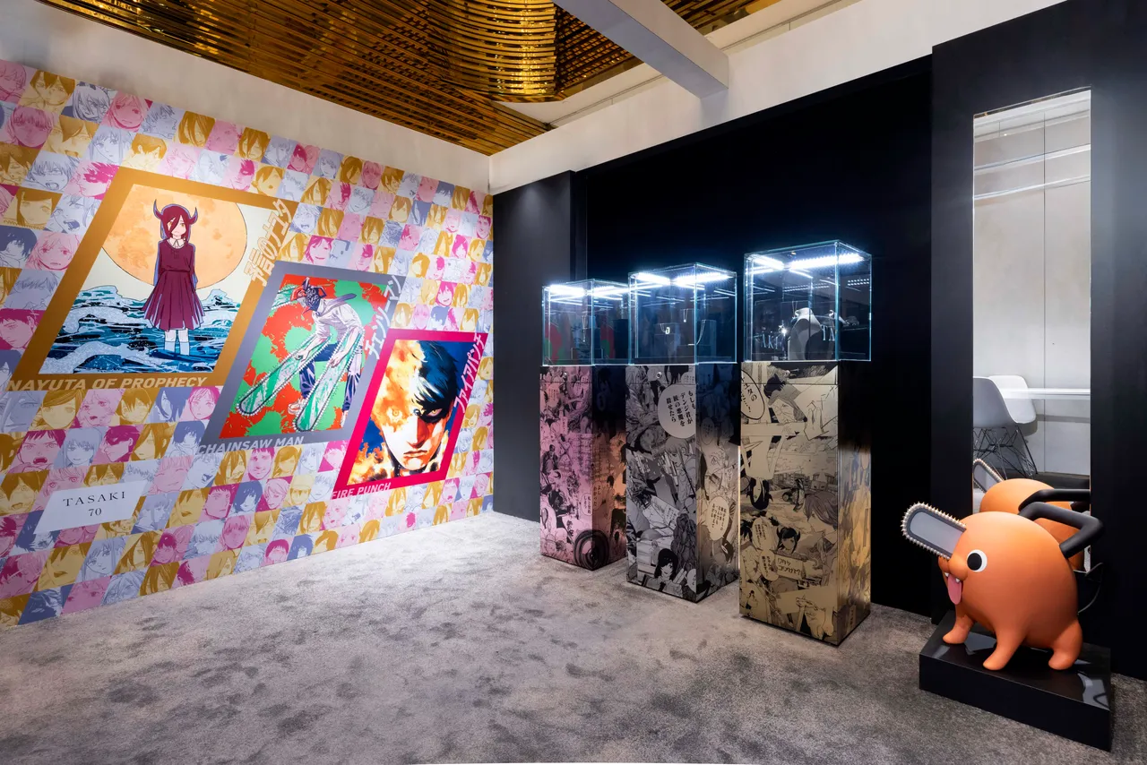 日本人气漫画家藤本树联名珠宝展区。品牌提供