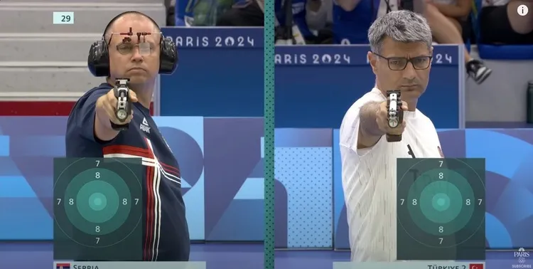 狄凱奇與塞爾維亞爭奪金牌。翻攝自X