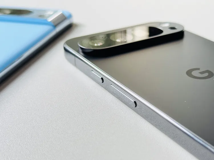 9 Pro XL的邊框相當方正俐落。趙筱文 攝