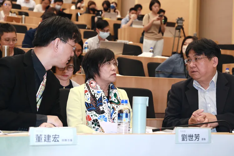 劉世芳今與內政部政務次長董建宏、國土署長舉辦「國土計畫政策說明研討會」。記者彭欣偉攝