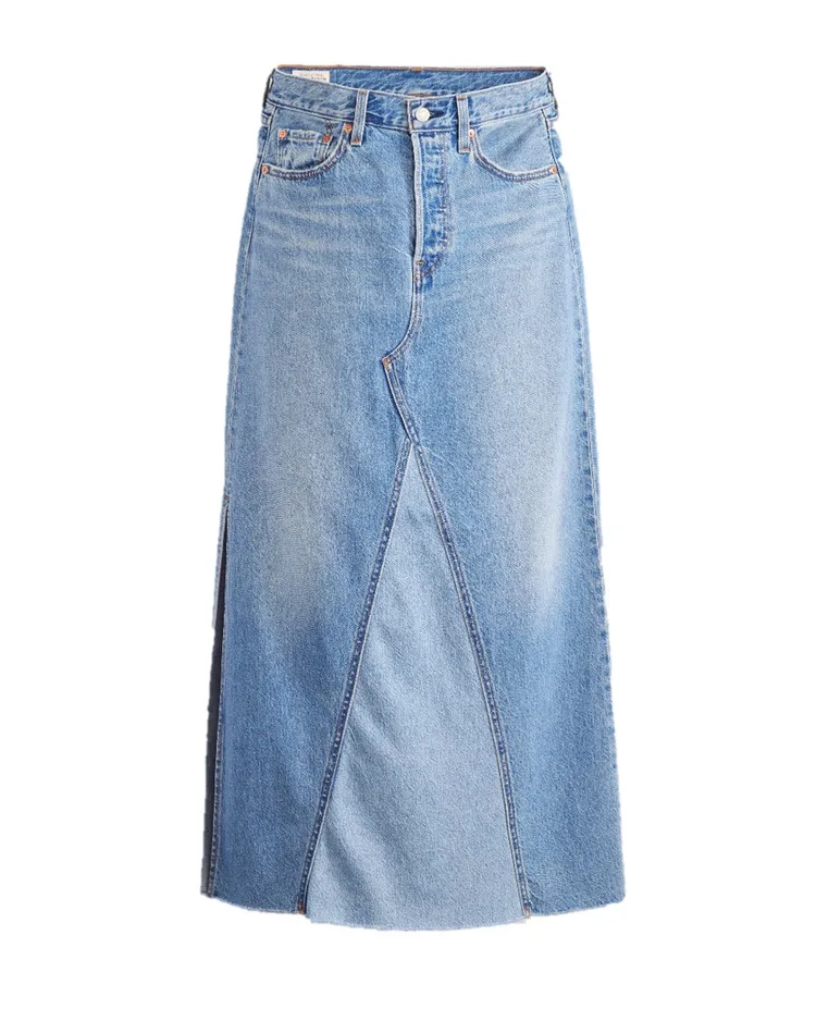 Levi's拼接丹寧長裙，3990元。品牌提供
