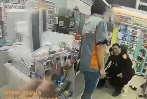 情侶分手相約小碧潭超商談判 男持菜刀恐嚇毆打前女友遭路人壓制