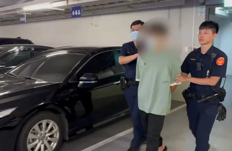 康男遭警方送辦。警方提供
