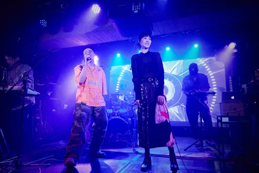 曹雅雯被爆「女女戀」經紀人後露面了 正面合體辣個男人