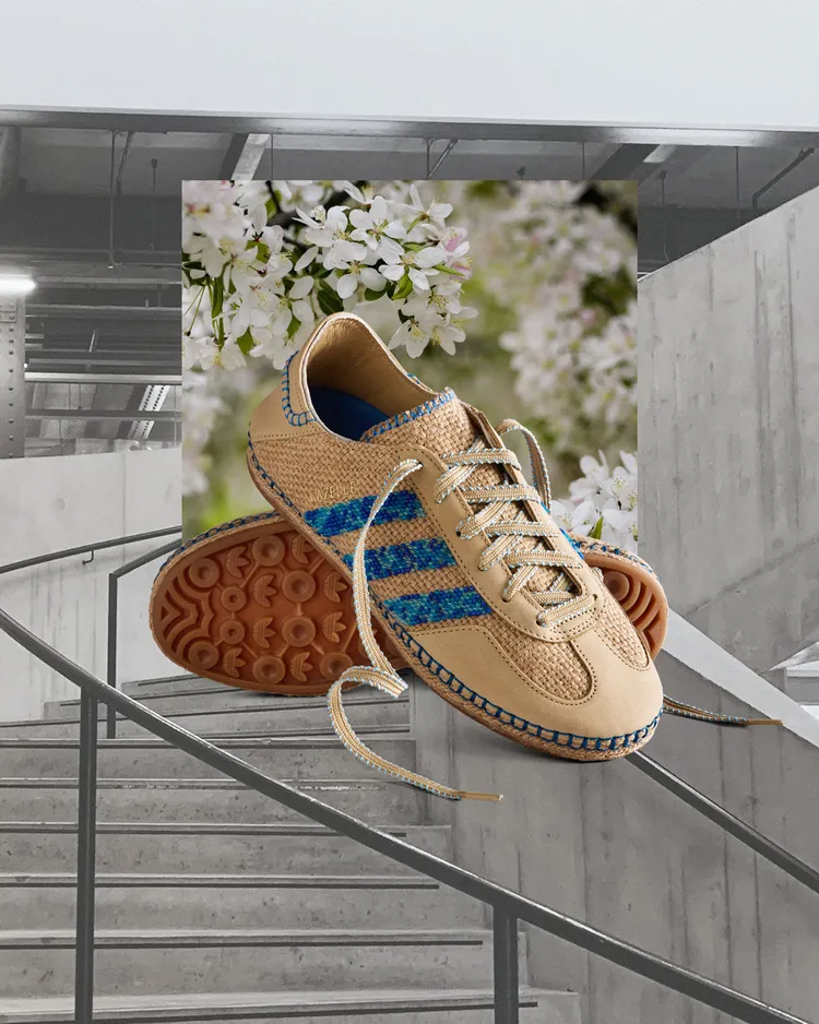 adidas Originals by Edison Chen CLOT GAZELLE，5290元。品牌提供