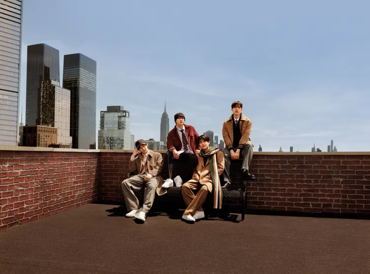 TOMMY HILFIGER本季在正裝造型中帶出休閒感。品牌提供