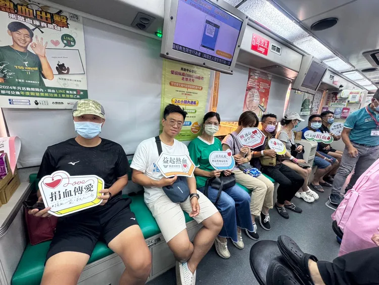 日前「里山美術」接待會館舉辦捐血活動，1日募得156袋熱血。興連城提供