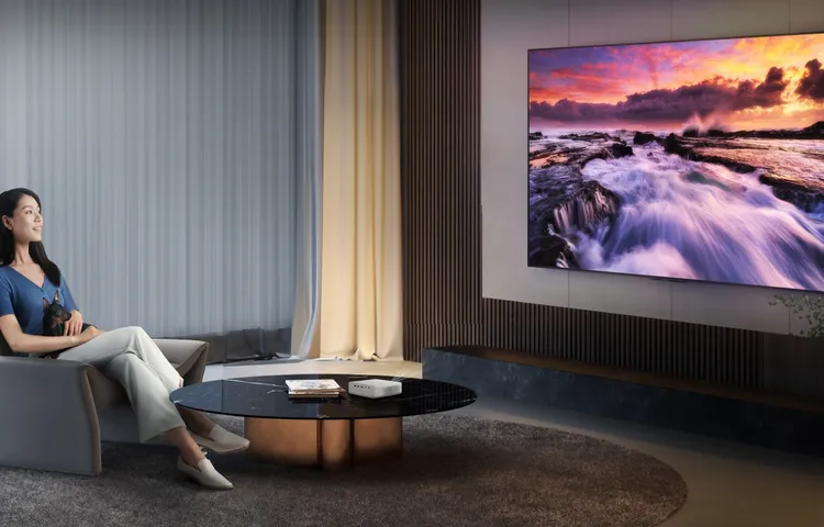 住家空間小加上減碳省電趨勢，帶動不佔空間、隨處可看的無框電視熱銷。業者提供