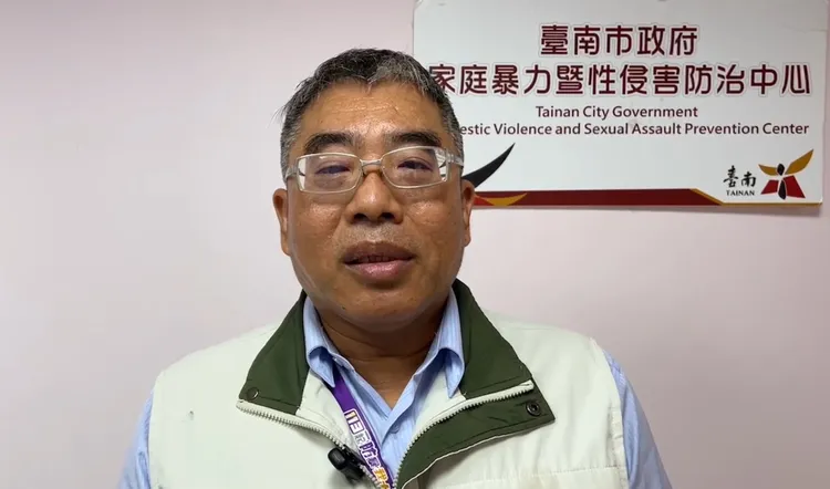 南市社會局表示當晚就請社工前往處理，並即刻安置女童，避免後續危險。民眾提供