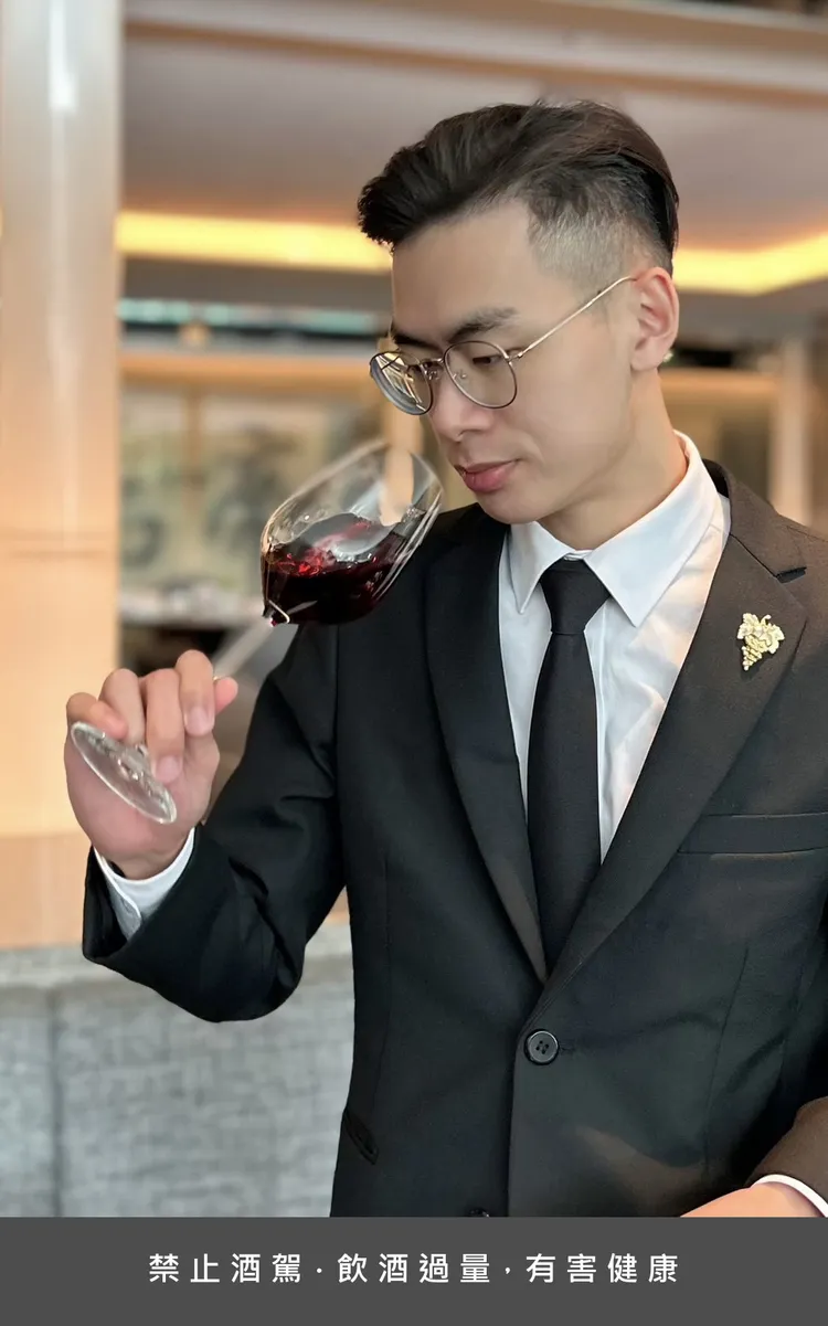 台灣首位米其林侍酒師Bass Lin林允順。業者提供