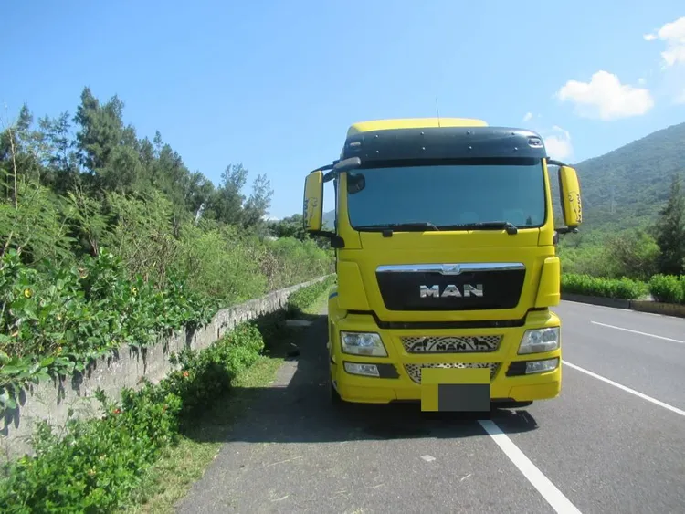 車禍現場。翻攝畫面