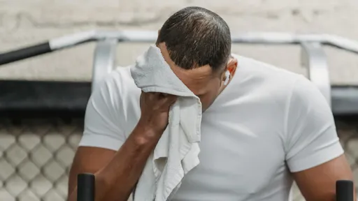 體臭困擾影響生活?除了就醫塗藥 還有這些解方