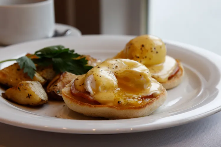 大推主餐廳的班尼迪克蛋，吃過的人會為了它再次光臨！