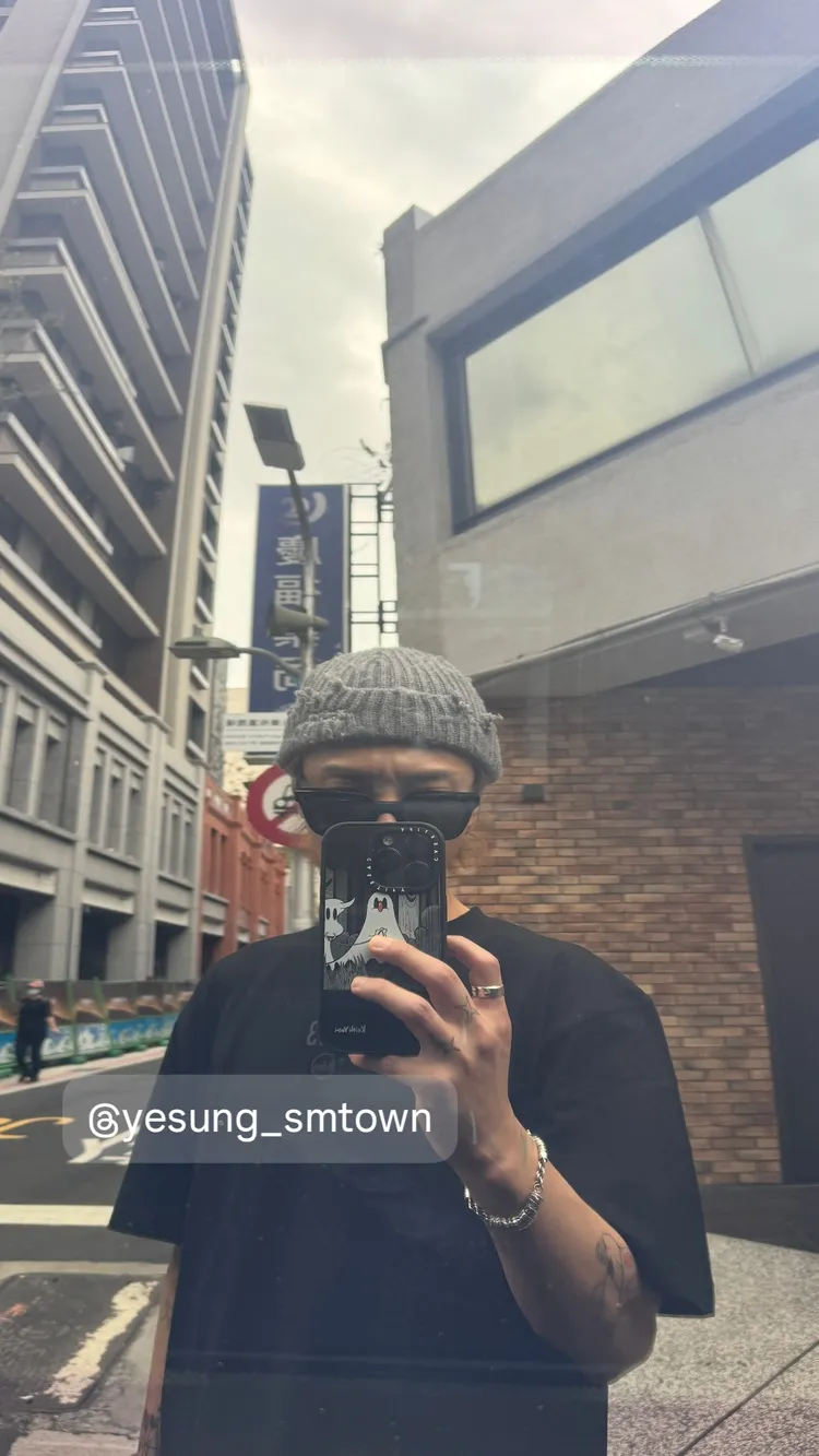 藝聲去台北的咖啡廳放鬆。翻攝藝聲IG