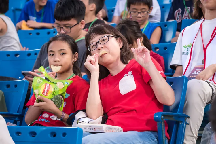 台北家扶中心謝曉雯主任表示家扶小朋友們聽到有觀賞賽事的機會都相當雀躍。業者提供
