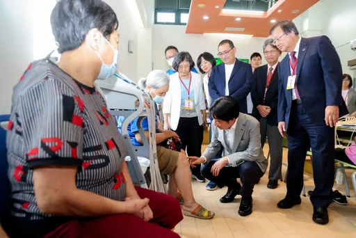 賴清德視察偏鄉與侯友宜互動熱 2人「選舉政見不同」卻有這「共同點」