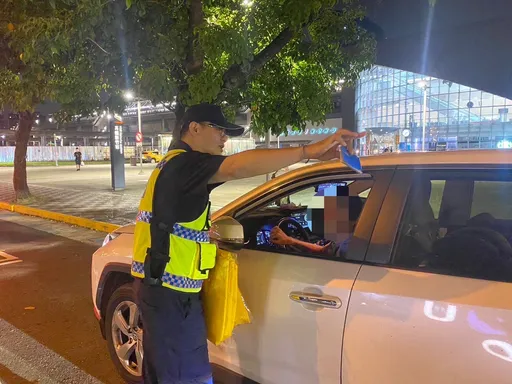 新竹高鐵站車輛未禮讓行人頻傳 竹北警出擊!2小時內舉發3件