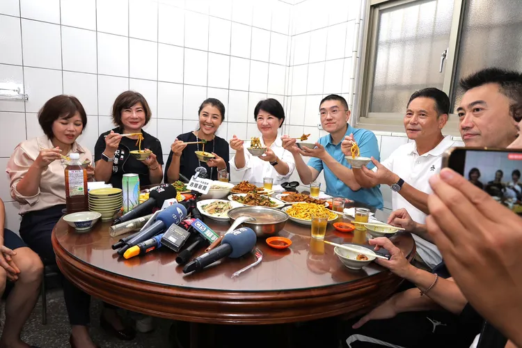 謝國樑、盧秀燕、許淑華、林沛祥。國民黨基隆市黨部提供