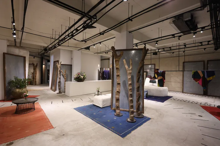 JAMEI CHEN秋冬新裝發表秀場。品牌提供