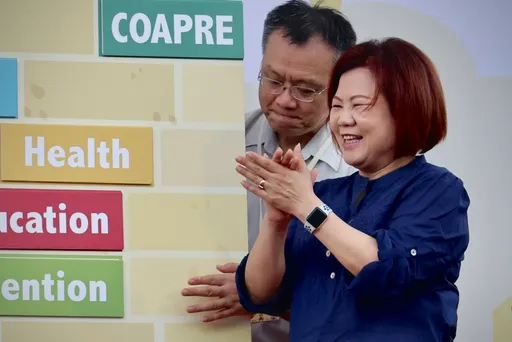 前勞長許銘春表態參選下屆高雄市長!陳其邁:好的人才我們都鼓勵