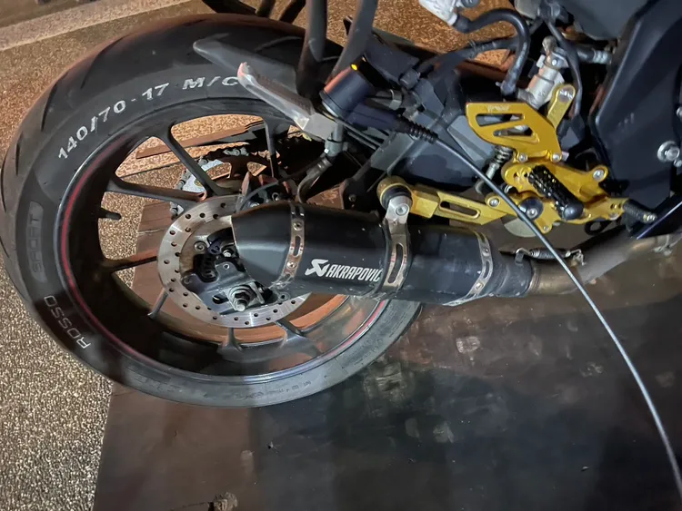 民眾改裝車製造噪音。警方提供