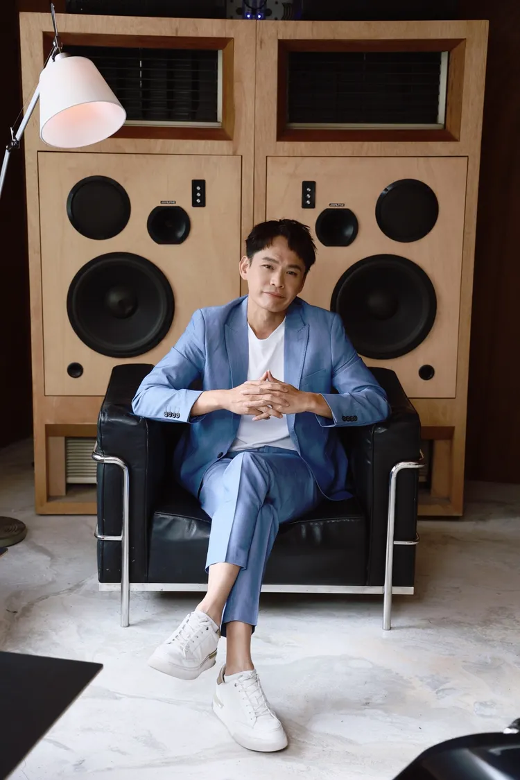 黃鐙輝覺得最糟就重回半導體業。彭欣偉攝